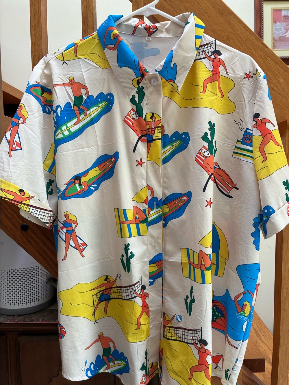 Women’s Short-Sleeve Beach Print Shirt - Cream with Multicolor Motif NWOT XXL